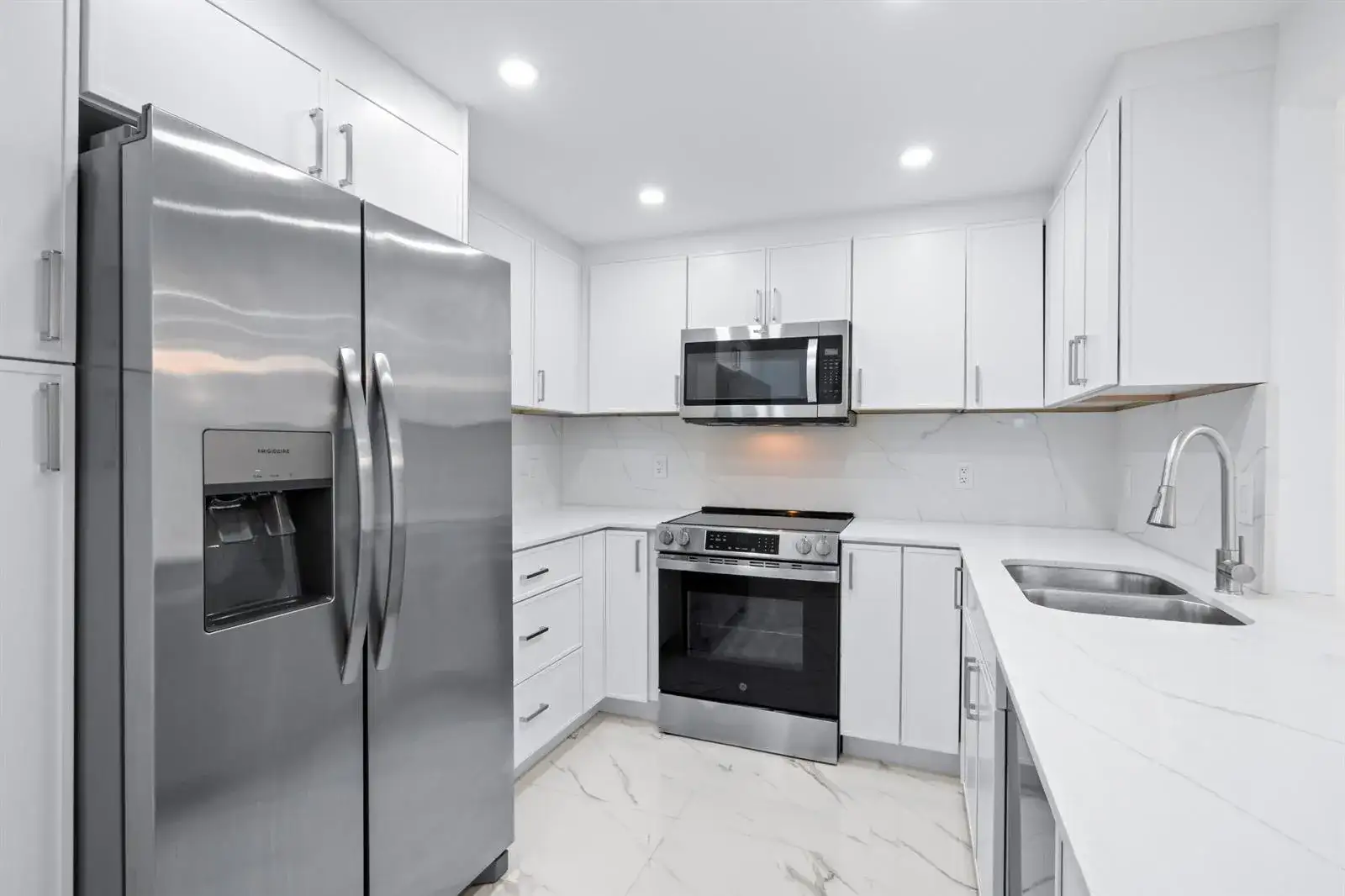 501 E DANIA BEACH Boulevard # 3F, Dania Beach FL 33004 photo 2