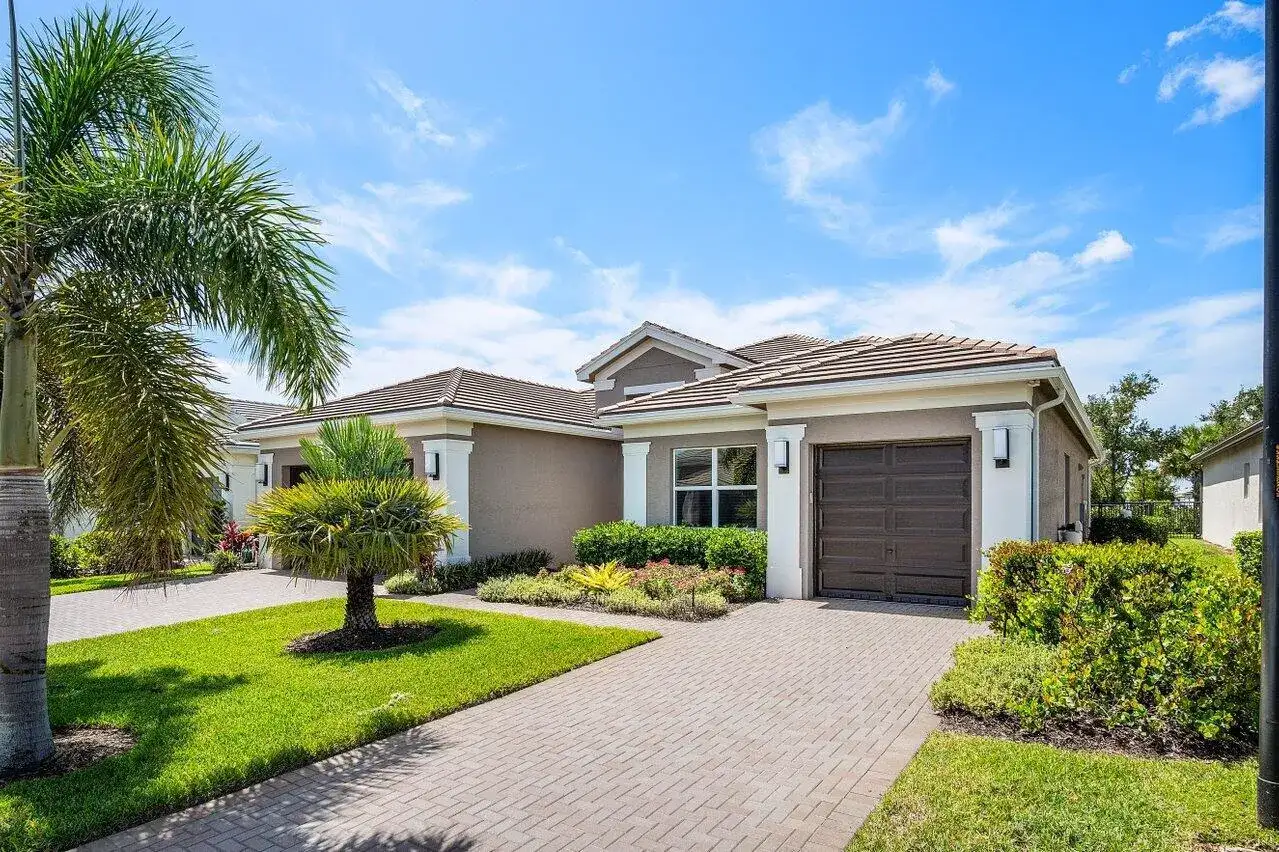 12818 SW Sea Goddess Lane, Port St. Lucie FL 34987 photo 3