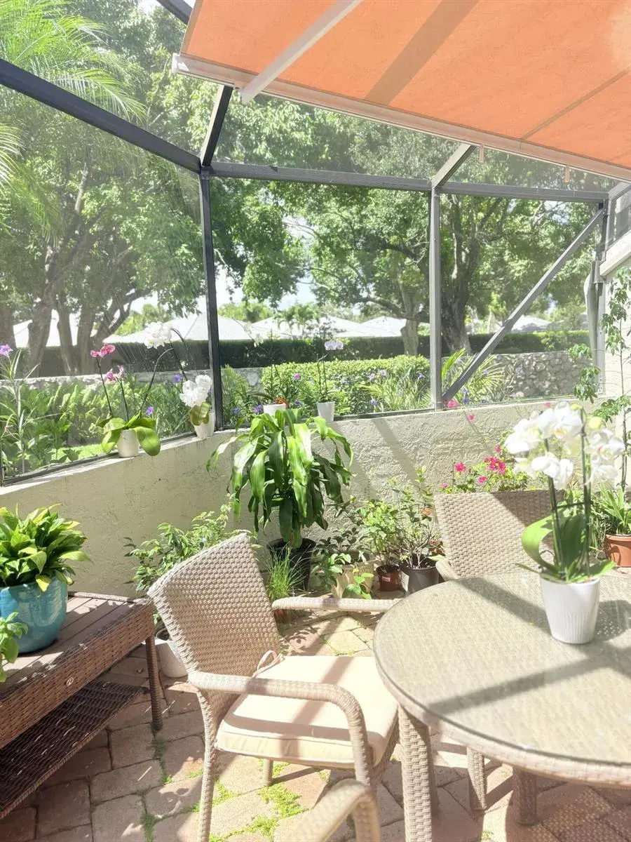 38 W Balfour Road W, Palm Beach Gardens FL 33418