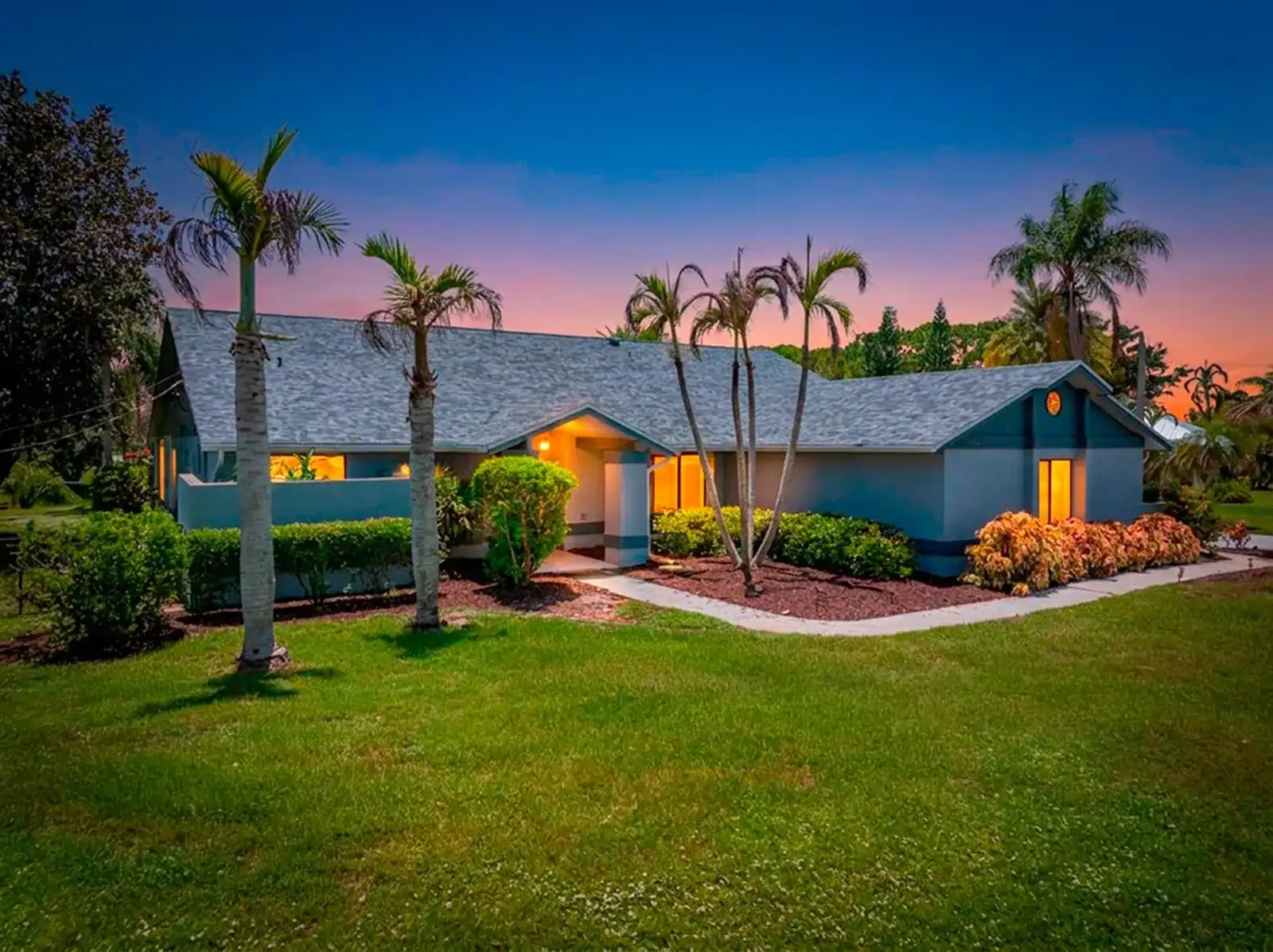 2092 SE PYRAMID Road, Port St. Lucie FL 34952