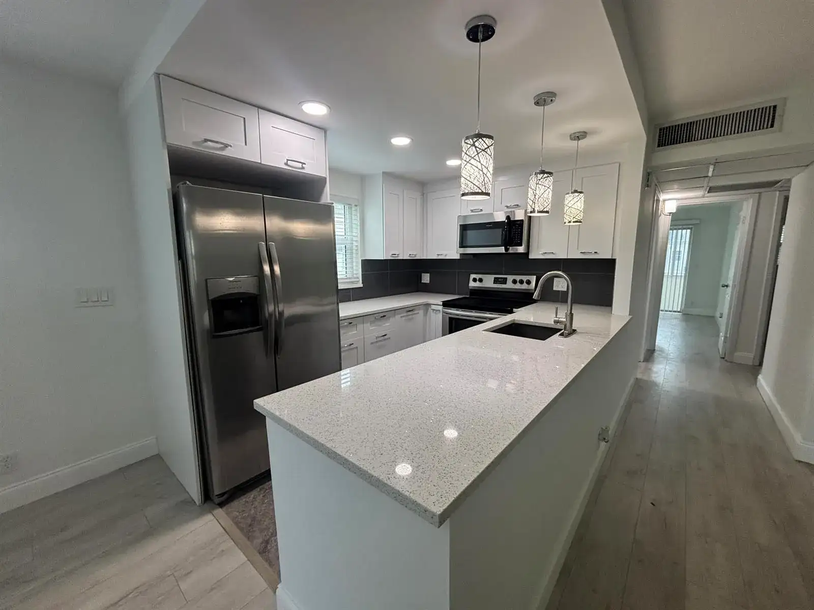 212 Monaco E, Delray Beach FL 33446 photo 2