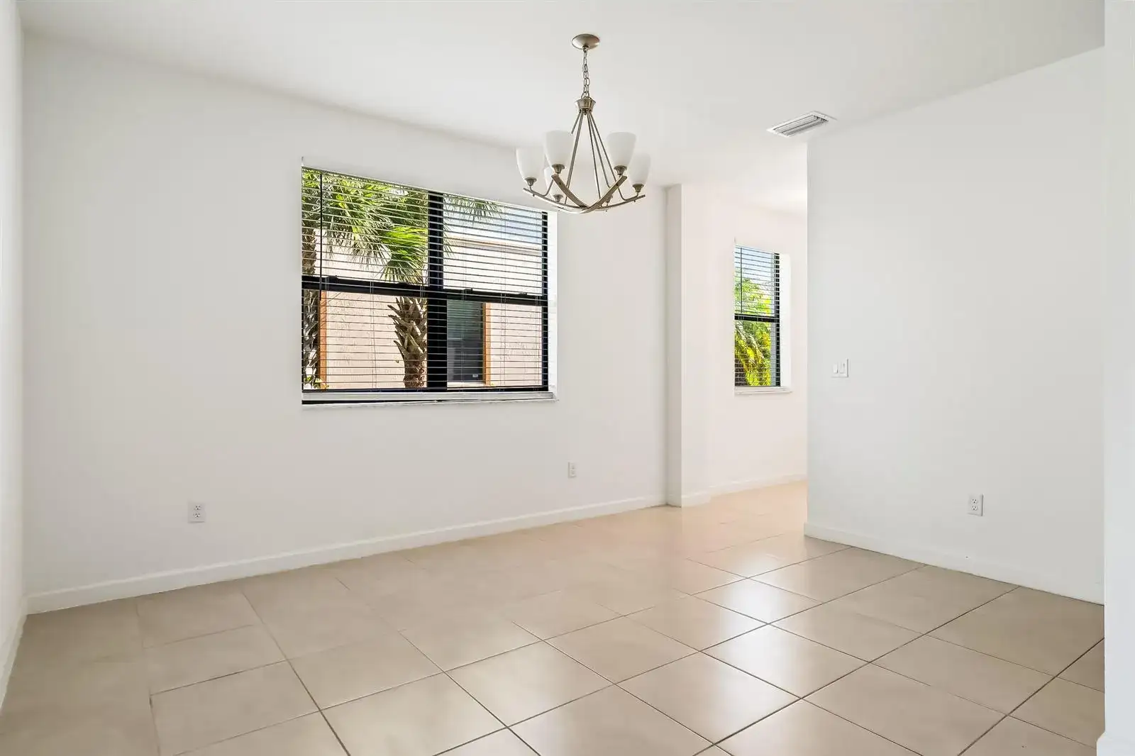 5323 SANTA MARIA Avenue, Boynton Beach FL 33436 photo 5