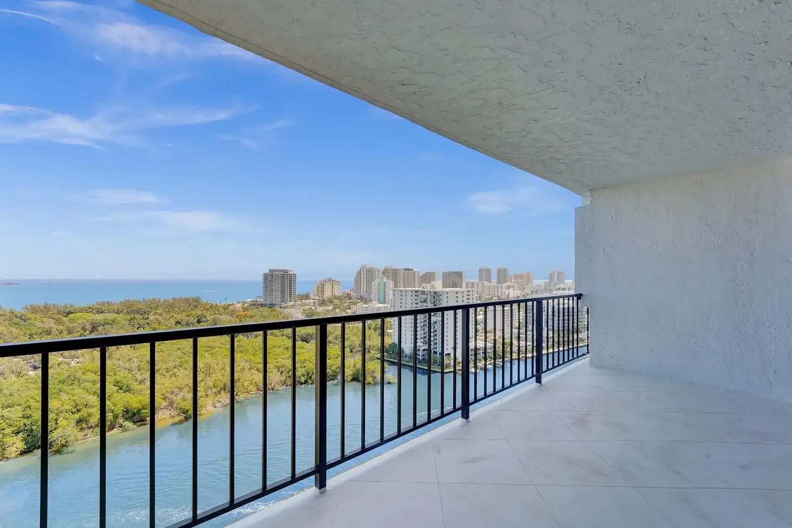 936 Intracoastal Drive # 22F, Fort Lauderdale FL 33304