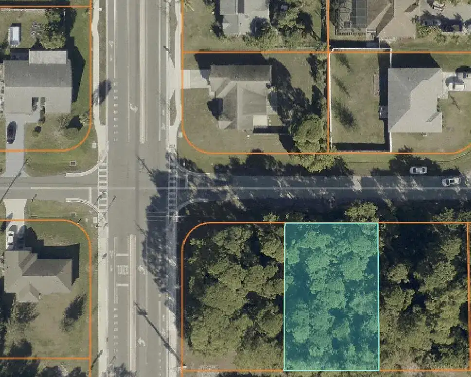 858 SE WALTERS Terrace, Port St. Lucie FL 34983 photo 3