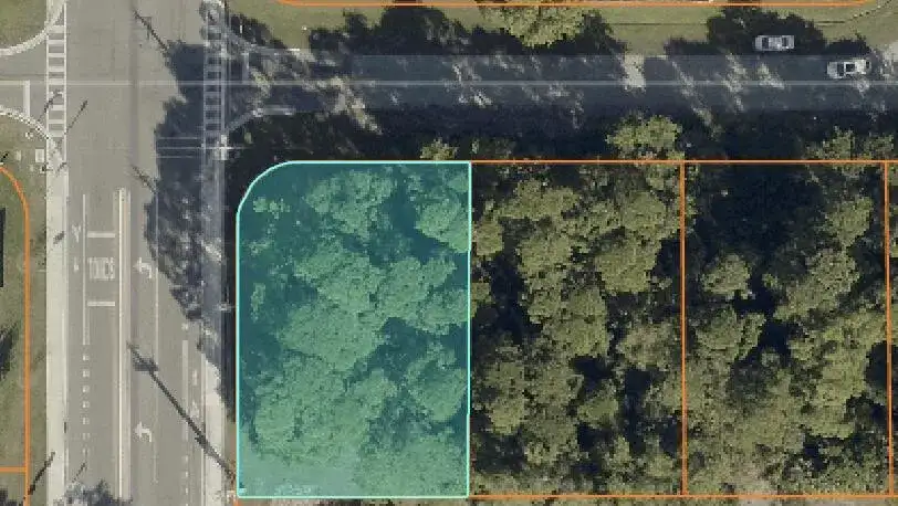 850 SE WALTERS Terrace, Port St. Lucie FL 34983 photo 2
