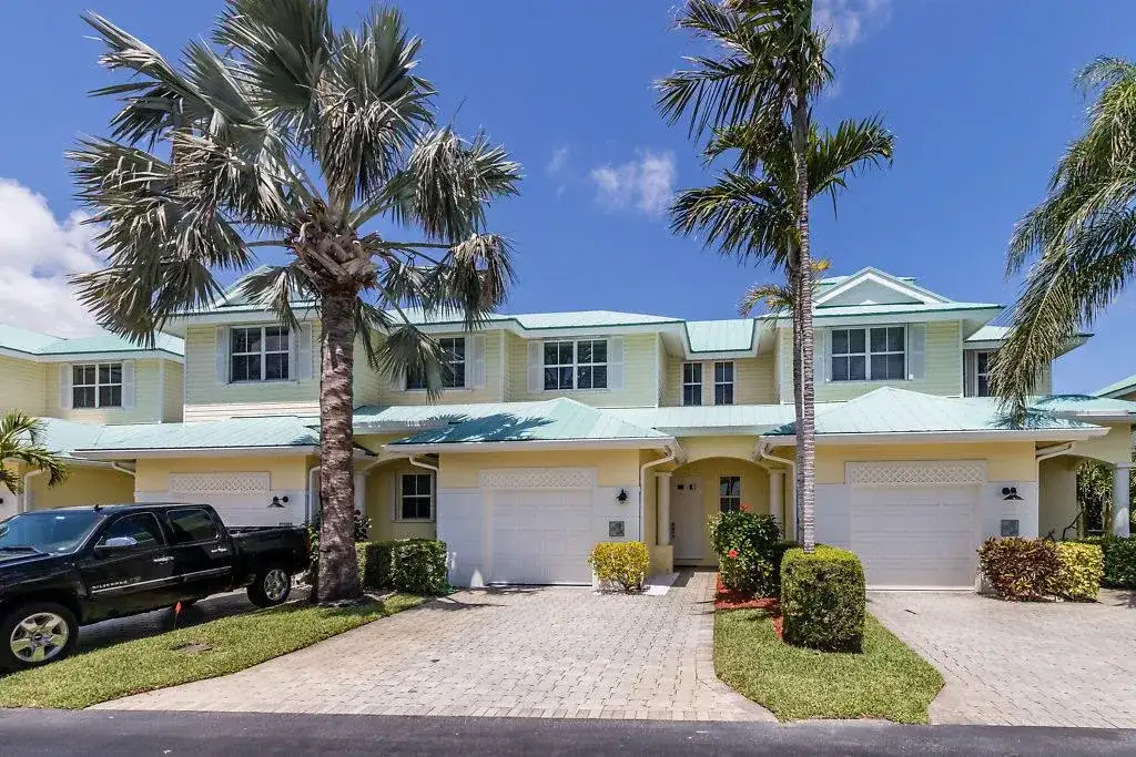 117 Barefoot Cove, Hypoluxo FL 33462 photo 3