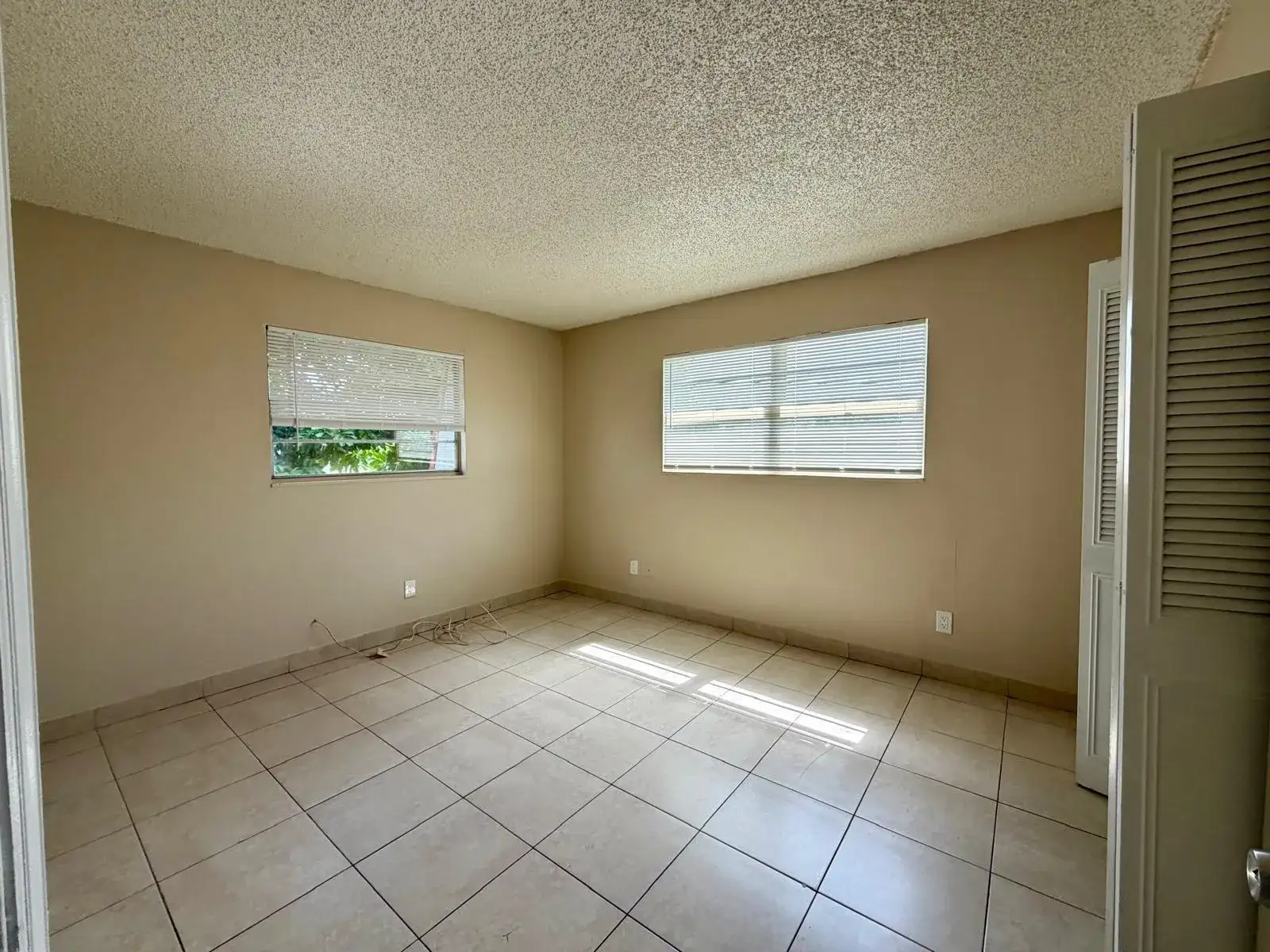 1920 NW 58th Terrace, Lauderhill FL 33313 photo 3