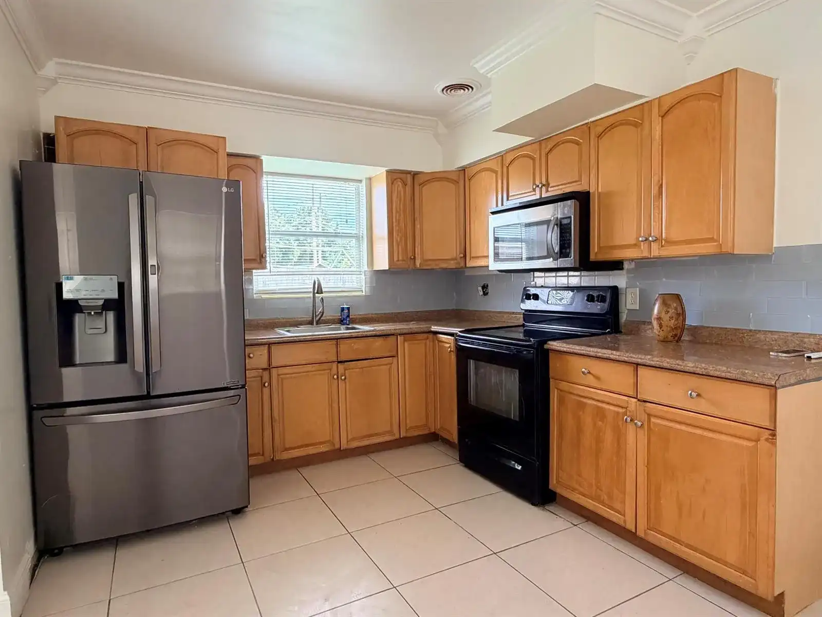 2438 Thomas Street # 3, Hollywood FL 33020