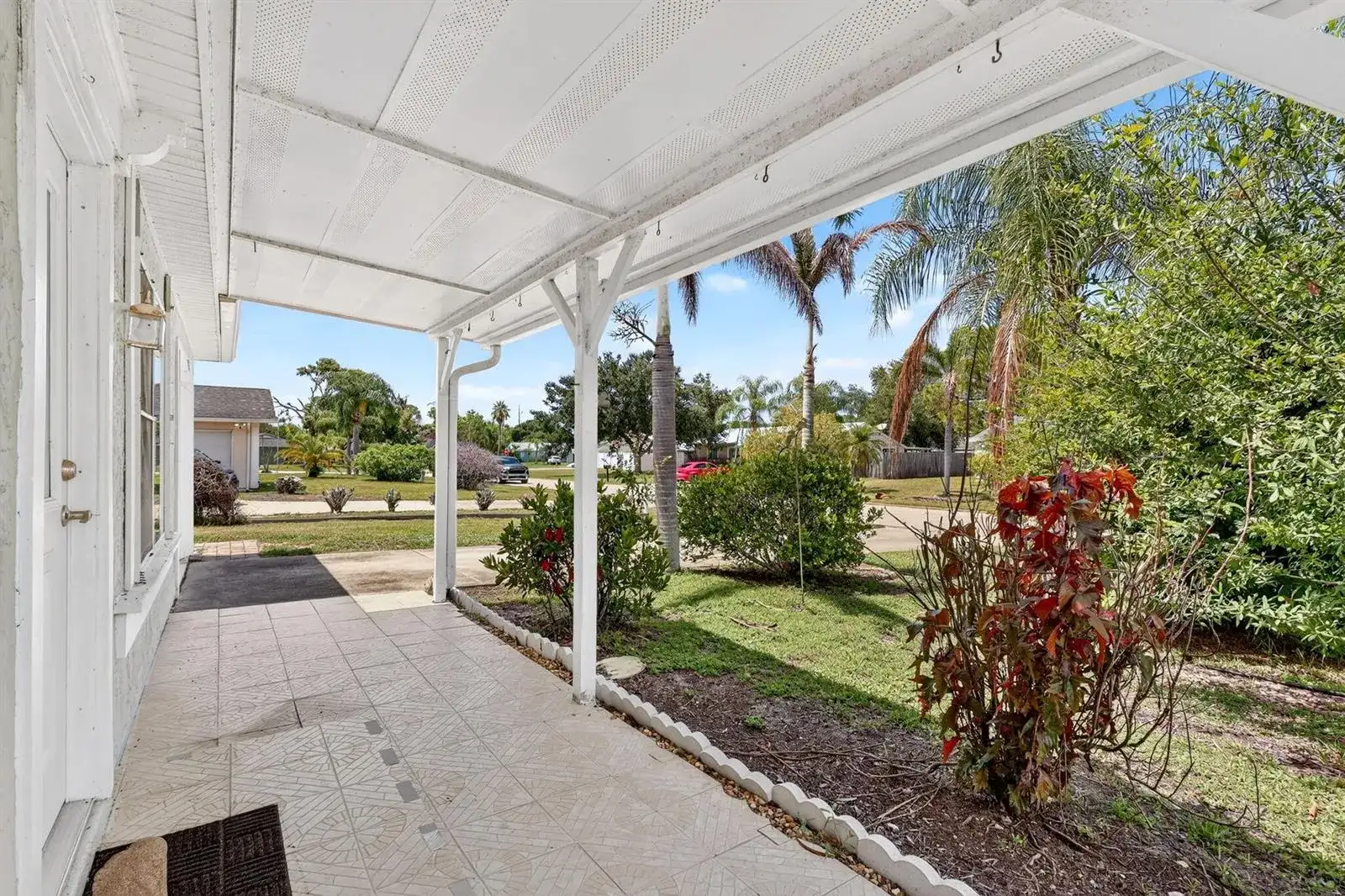 1334 SE Vestridge Lane, Port St. Lucie FL 34952 photo 5
