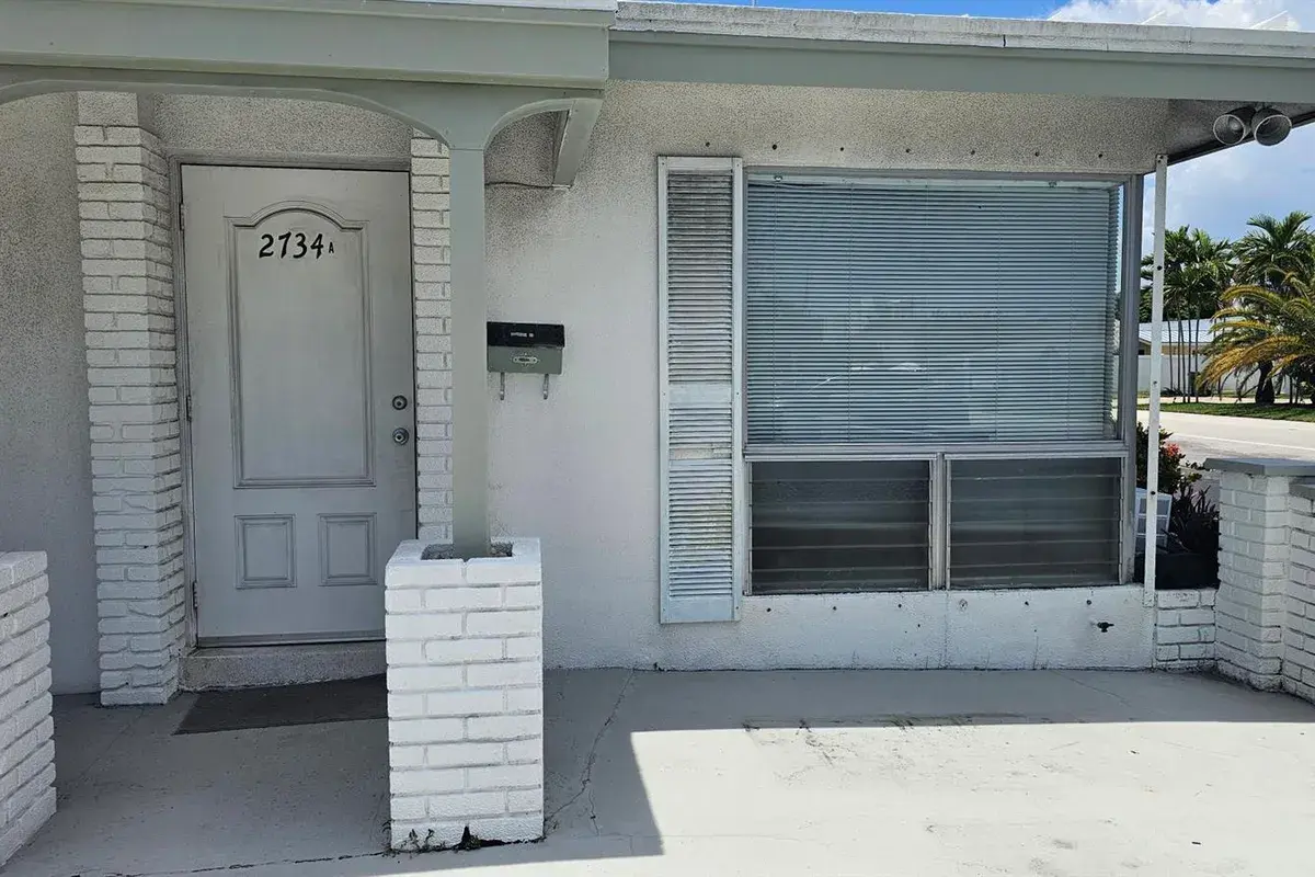 2734 NE 32nd Street # 1, Fort Lauderdale FL 33306
