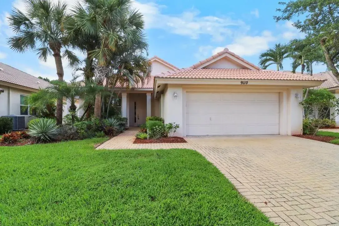 9110 Bay Harbour Circle, West Palm Beach FL 33411 photo 3