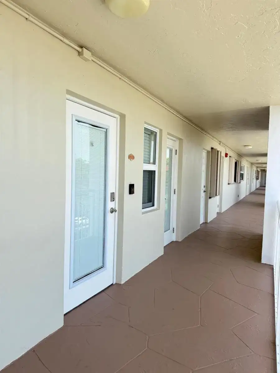 3180 NE 48th Court # 406, Lighthouse Point FL 33064 photo 2