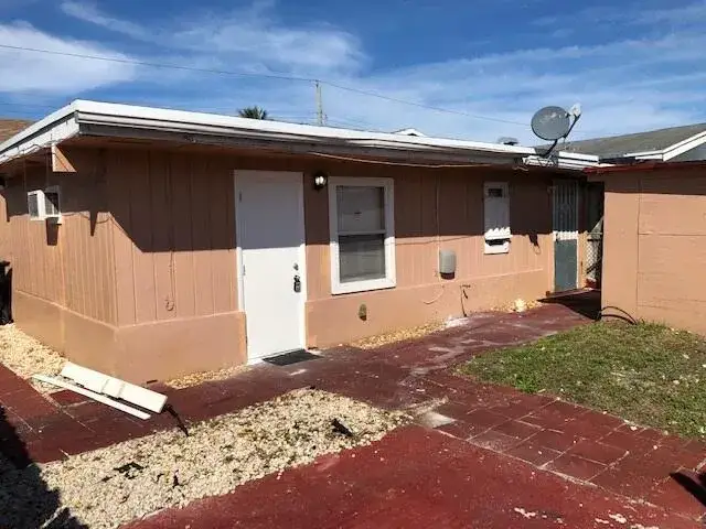 6432 SW 18TH Court SW # B, North Lauderdale FL 33068