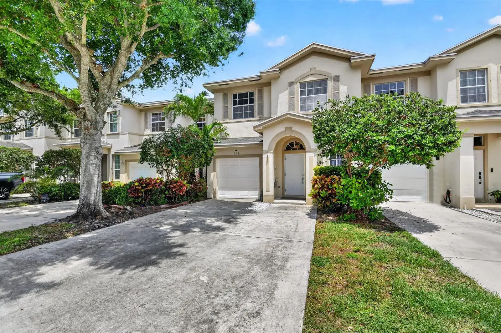 308 SPRUCE Street, Boynton Beach FL 33426 photo 2