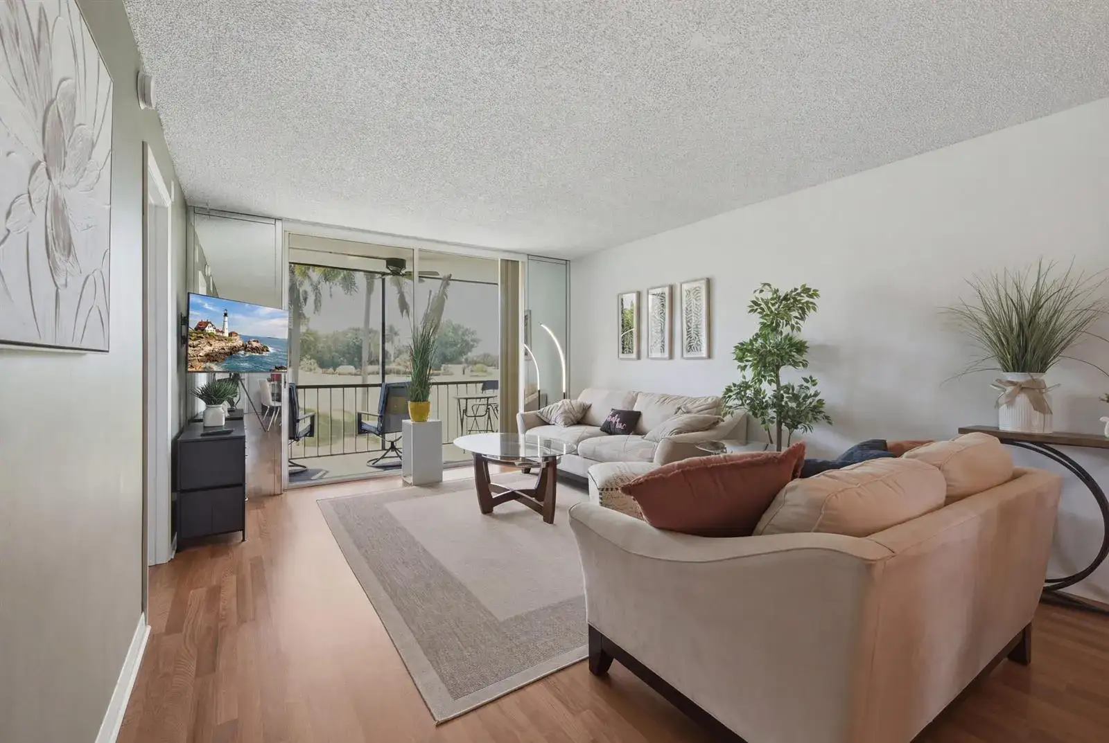 9823 S Hollybrook Lake Drive # 206, Pembroke Pines FL 33025