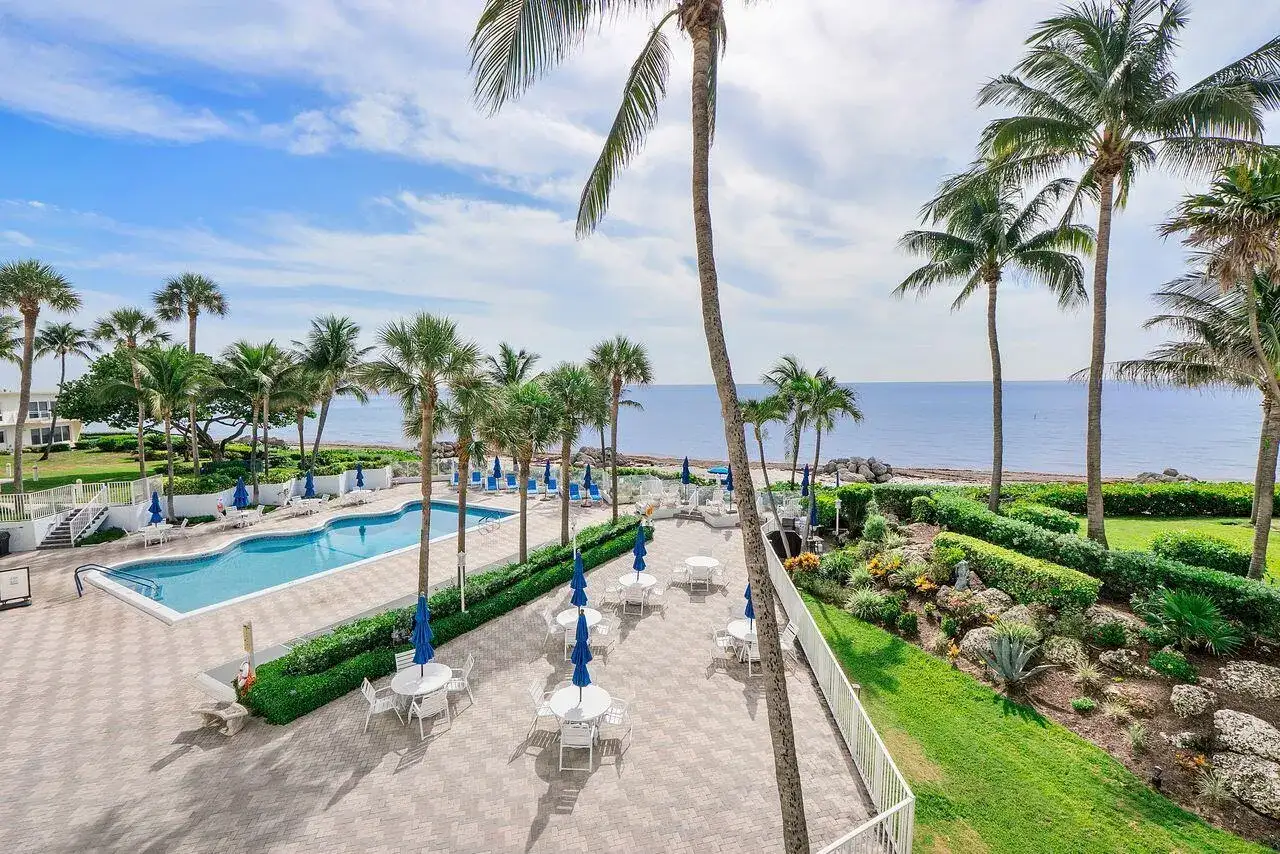 500 SE 21st Avenue, Deerfield Beach FL 33441 photo 4