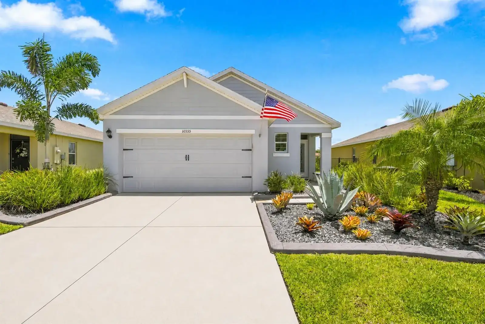 10555 SW VASARI Way, Port St. Lucie FL 34987 photo 2