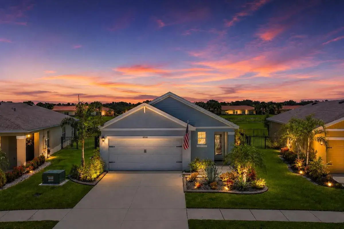 10555 SW VASARI Way, Port St. Lucie FL 34987