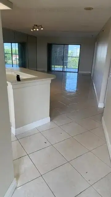 2334 S Cypress Bend Drive # 802, Pompano Beach FL 33069 photo 3