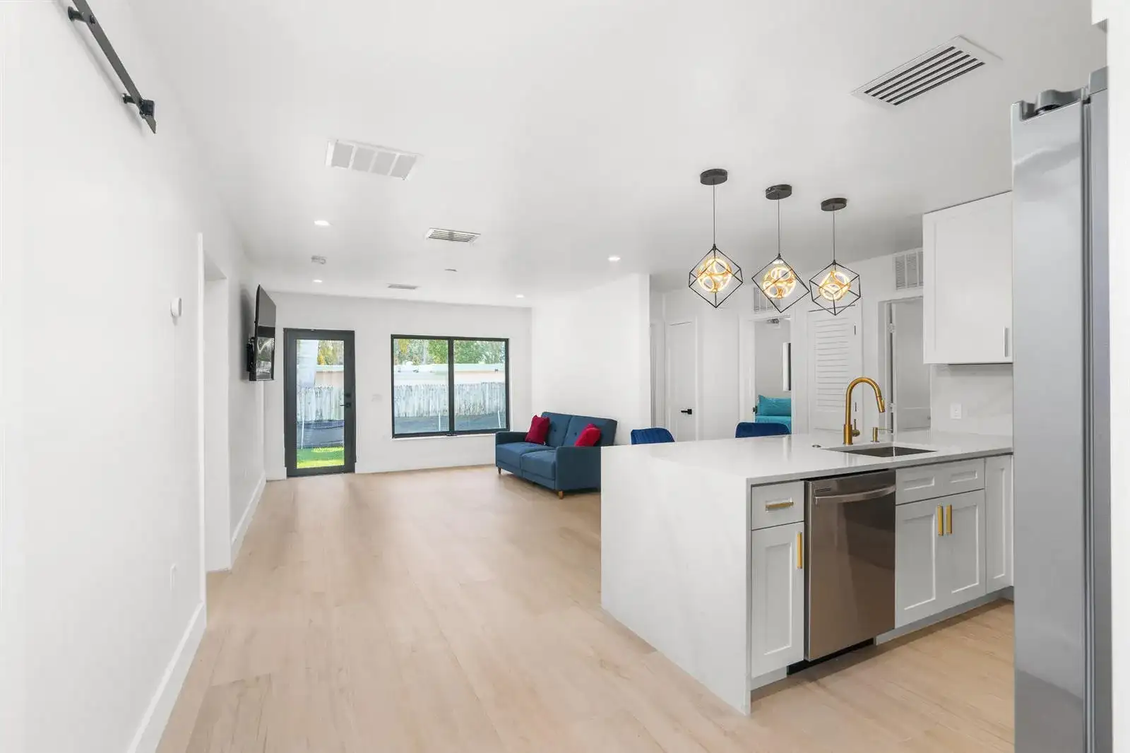 303 DE CARIE Street # 303, Delray Beach FL 33444 photo 4