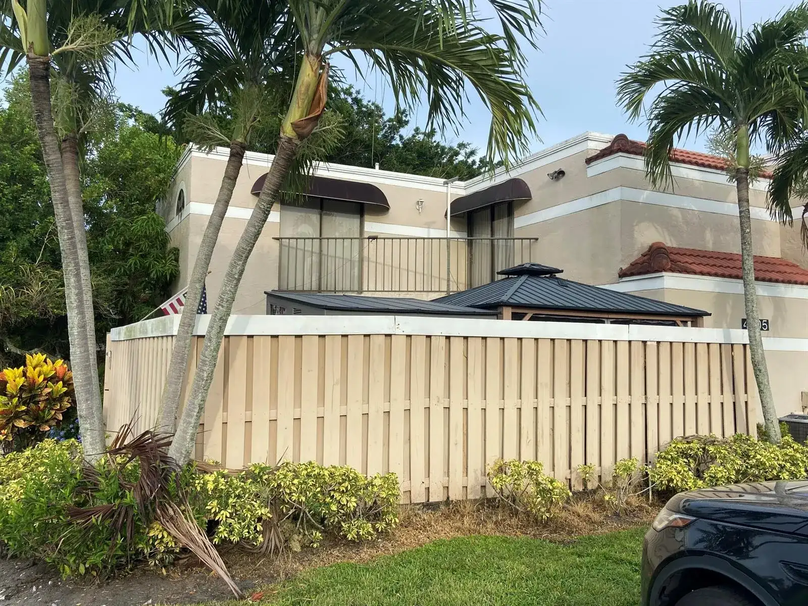 4005 VILLAGE Drive # A, Delray Beach FL 33445 photo 2