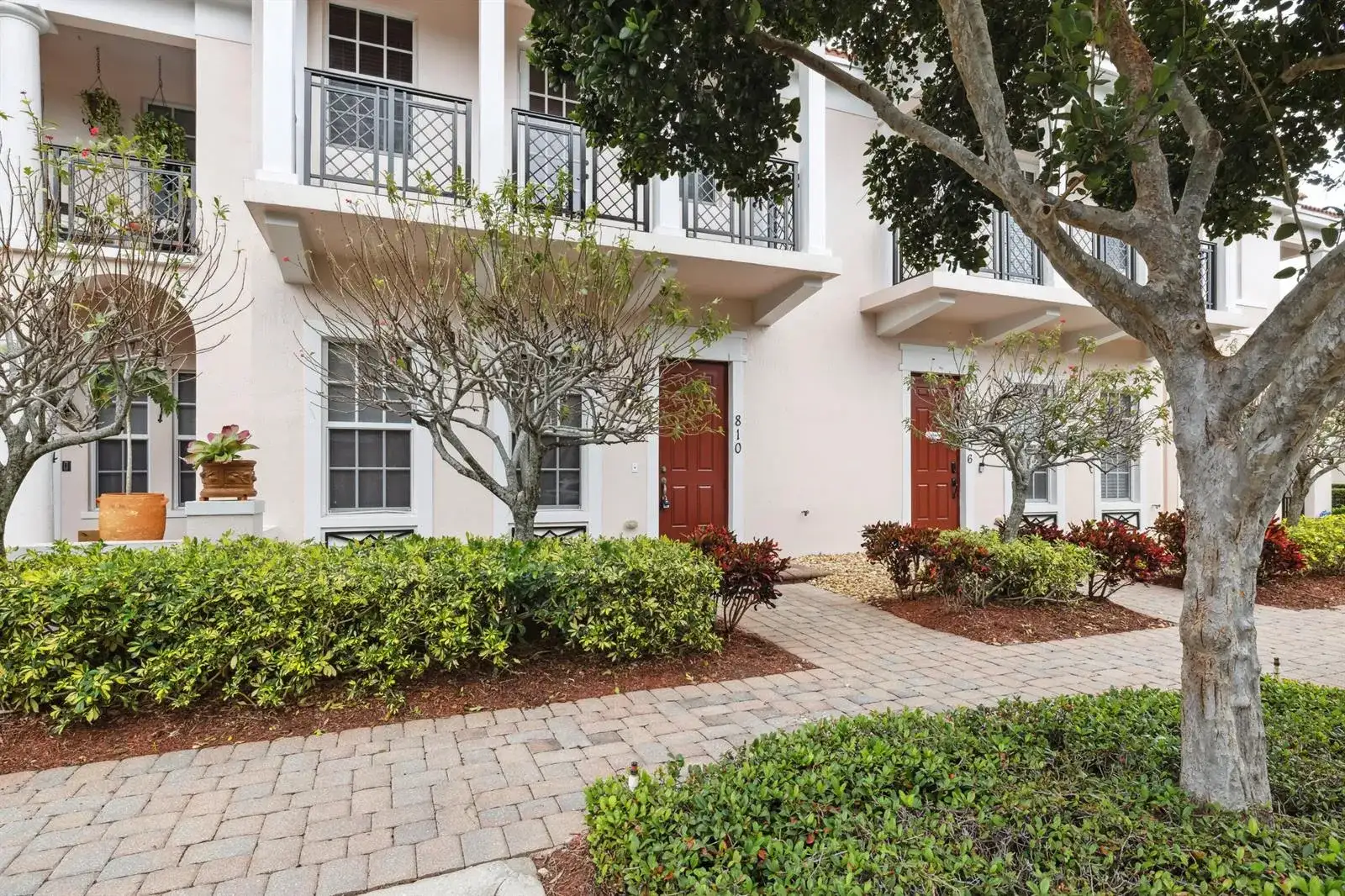 810 NW 83RD Lane, Boca Raton FL 33487 photo 2