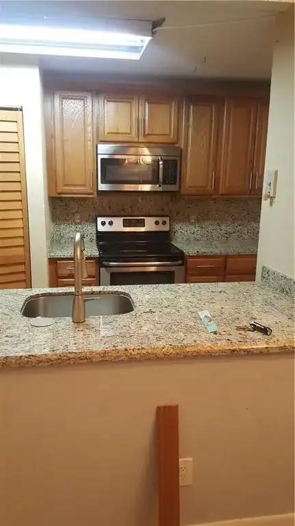 10035 WINDING LAKE Road # 102, Sunrise FL 33351