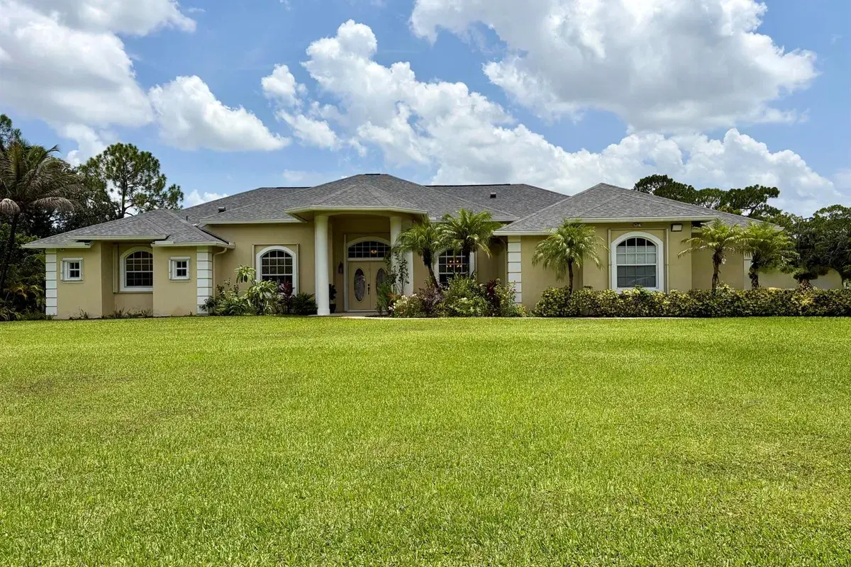 13882 43rd Road N, Royal Palm Beach FL 33411