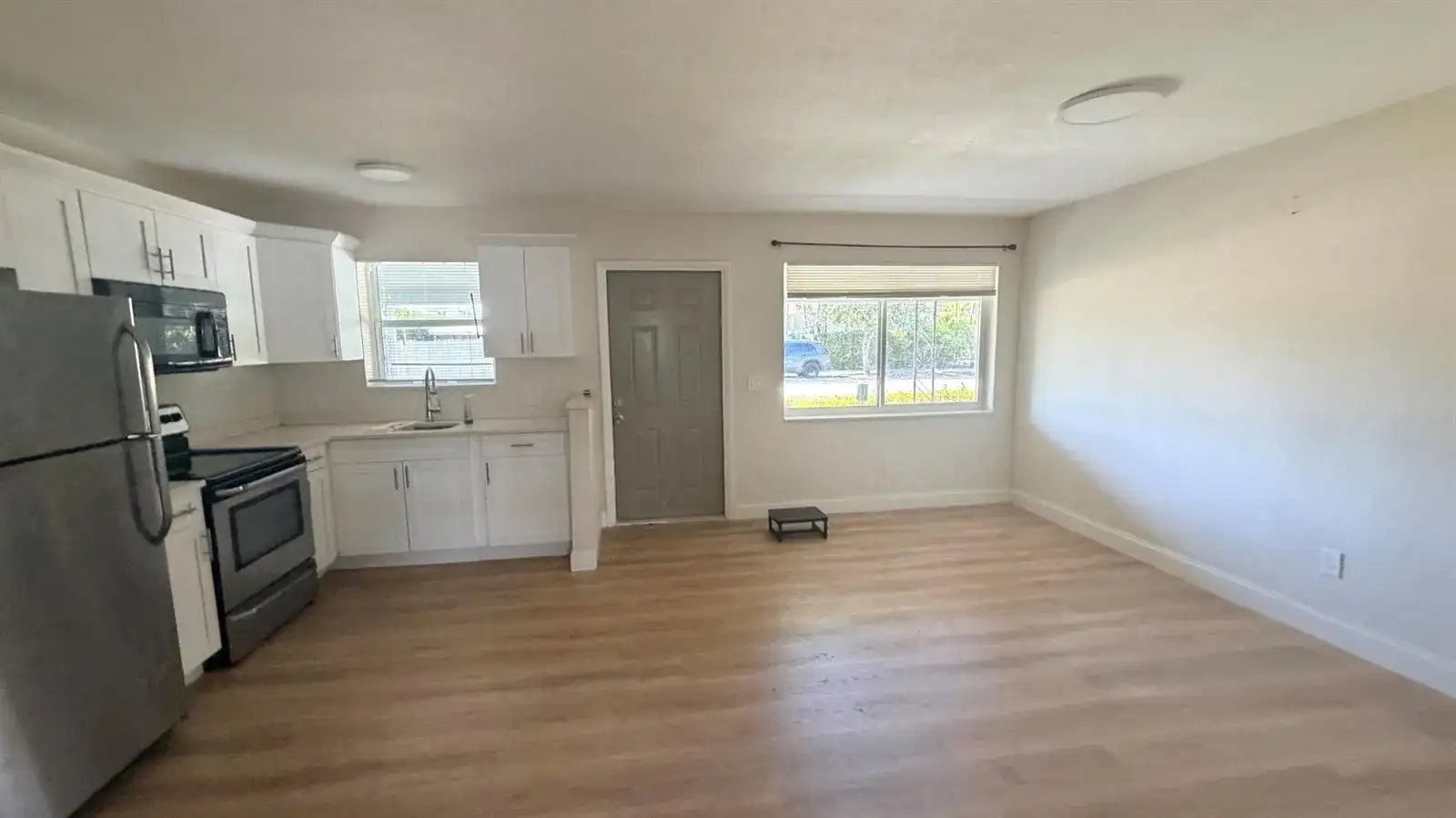 800 MOFFETT Street # 3, Hallandale Beach FL 33009 photo 5