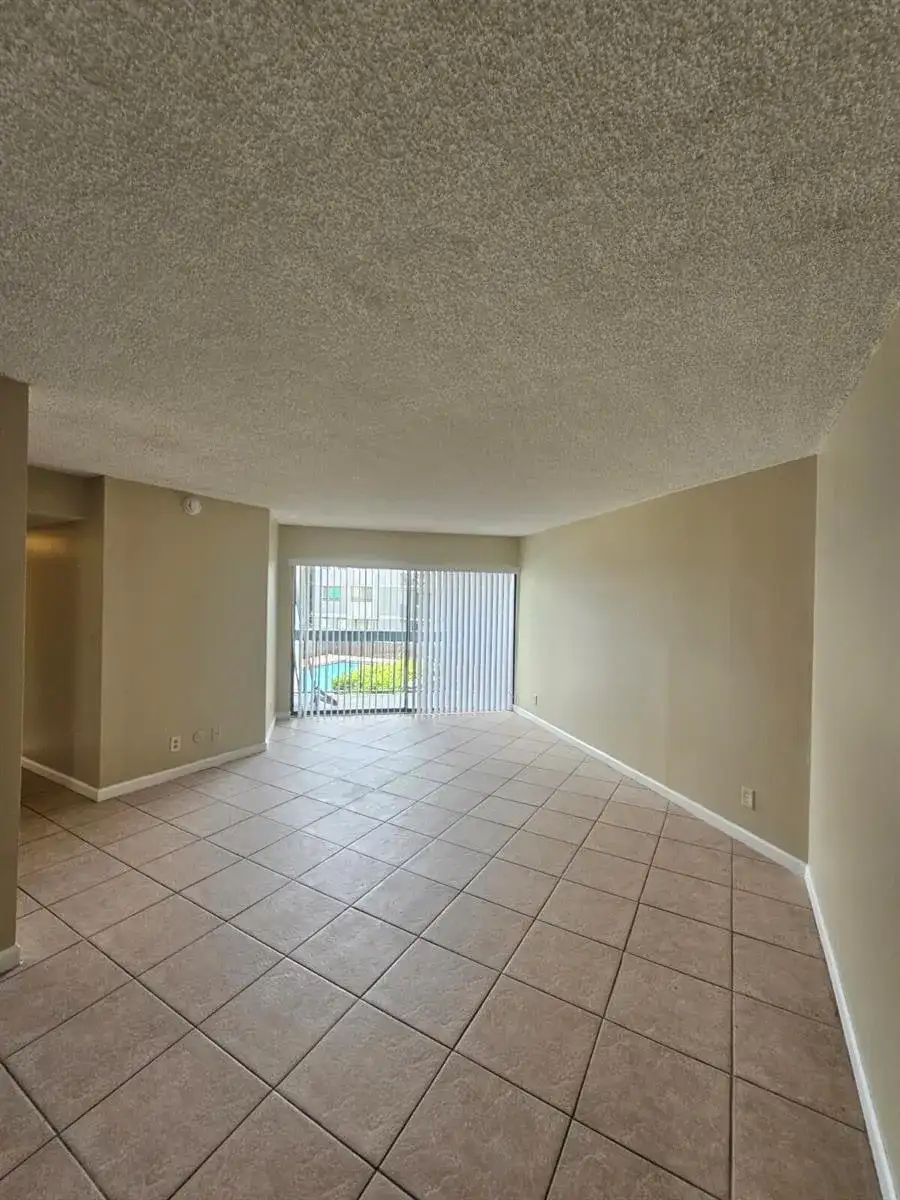 1880 N CONGRESS Avenue # 209, West Palm Beach FL 33401 photo 2