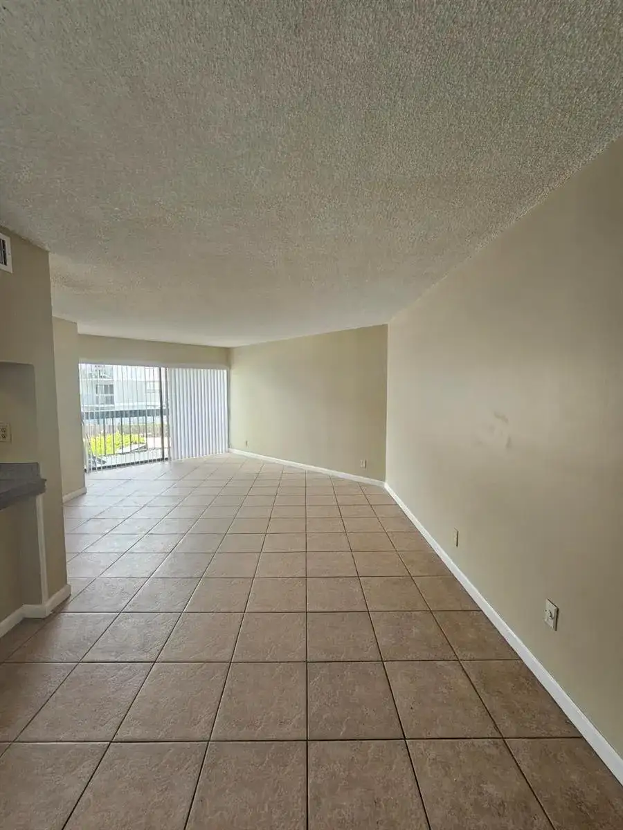 1880 N CONGRESS Avenue # 209, West Palm Beach FL 33401 photo 3
