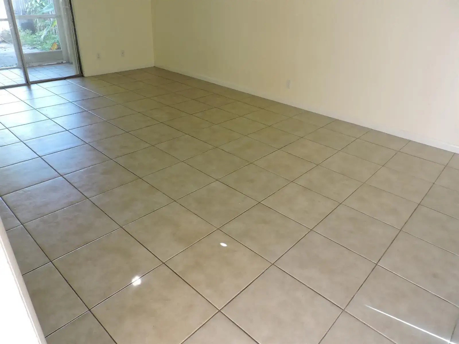 8599 Crater Terrace, West Palm Beach FL 33403 photo 2
