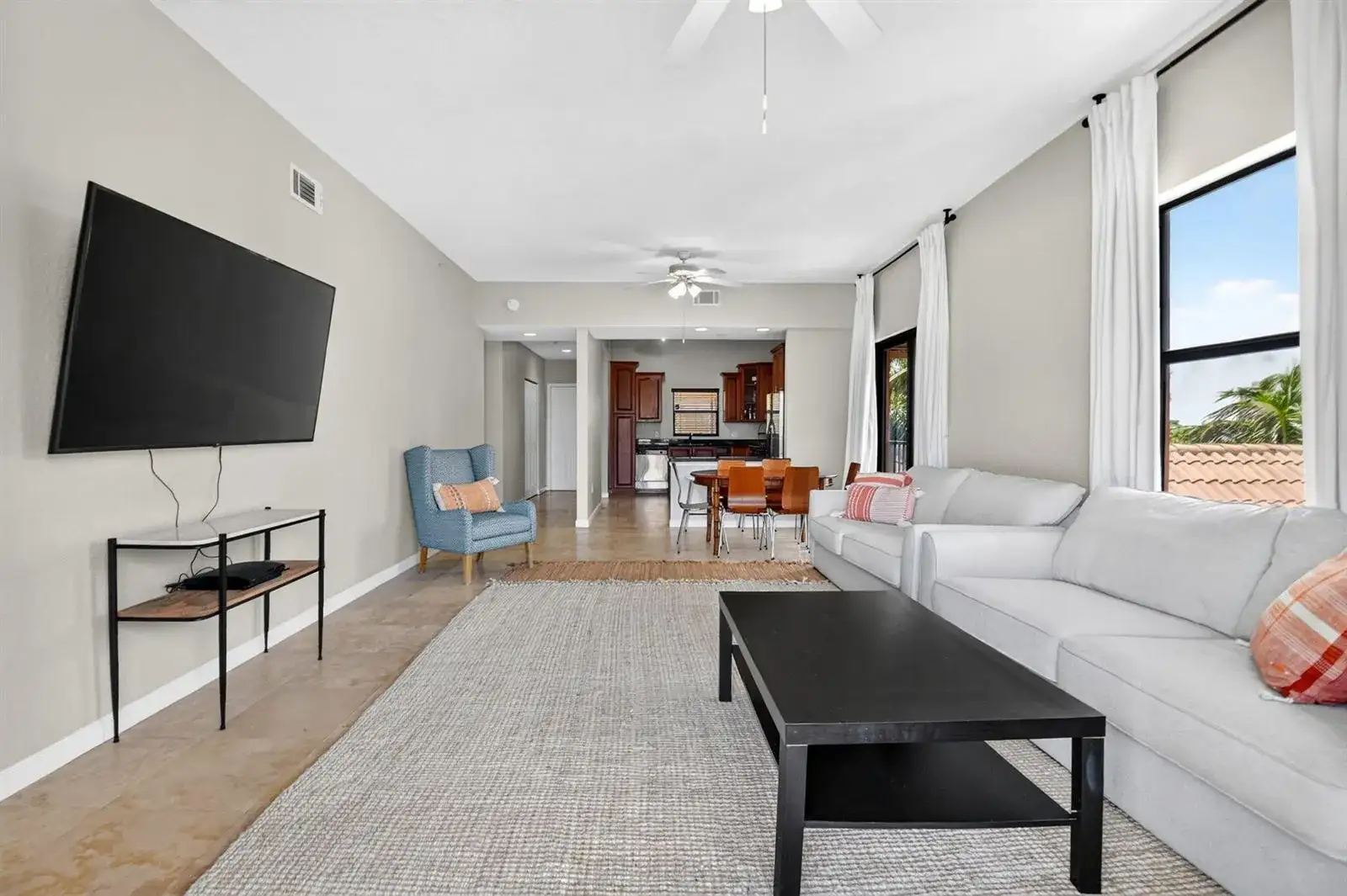 1620 Presidential Way # 402, West Palm Beach FL 33401 photo 4