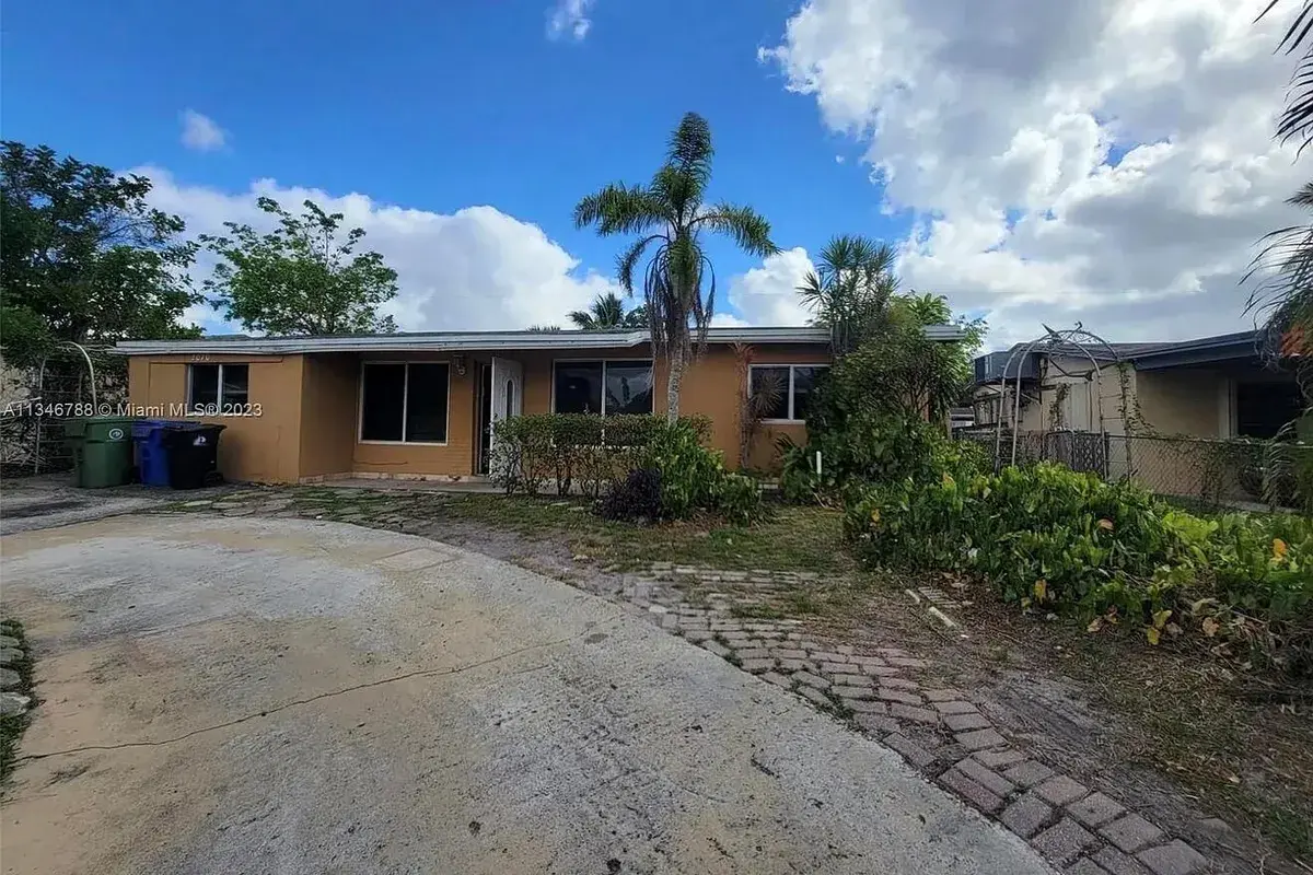 2070 NW 28TH Terrace, Fort Lauderdale FL 33311