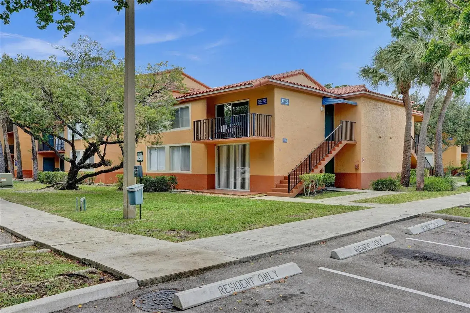 10773 CLEARY Boulevard # 111, Plantation FL 33324