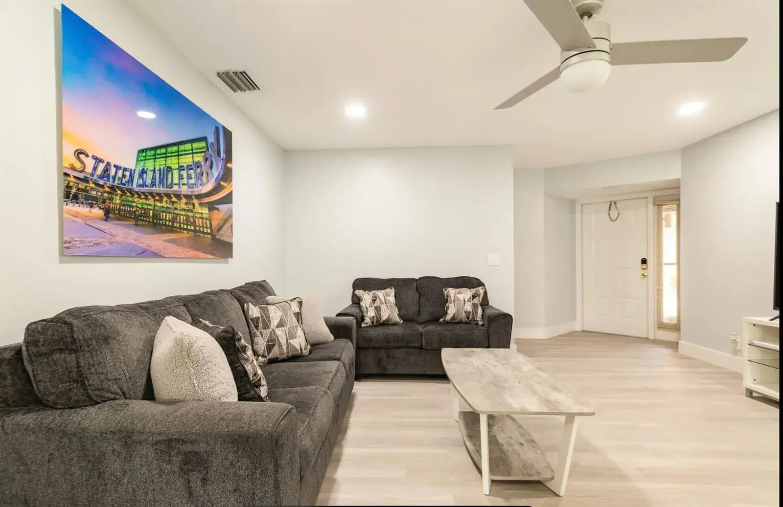 300 CROSSWINDS Drive # B1, FL 33413 photo 5