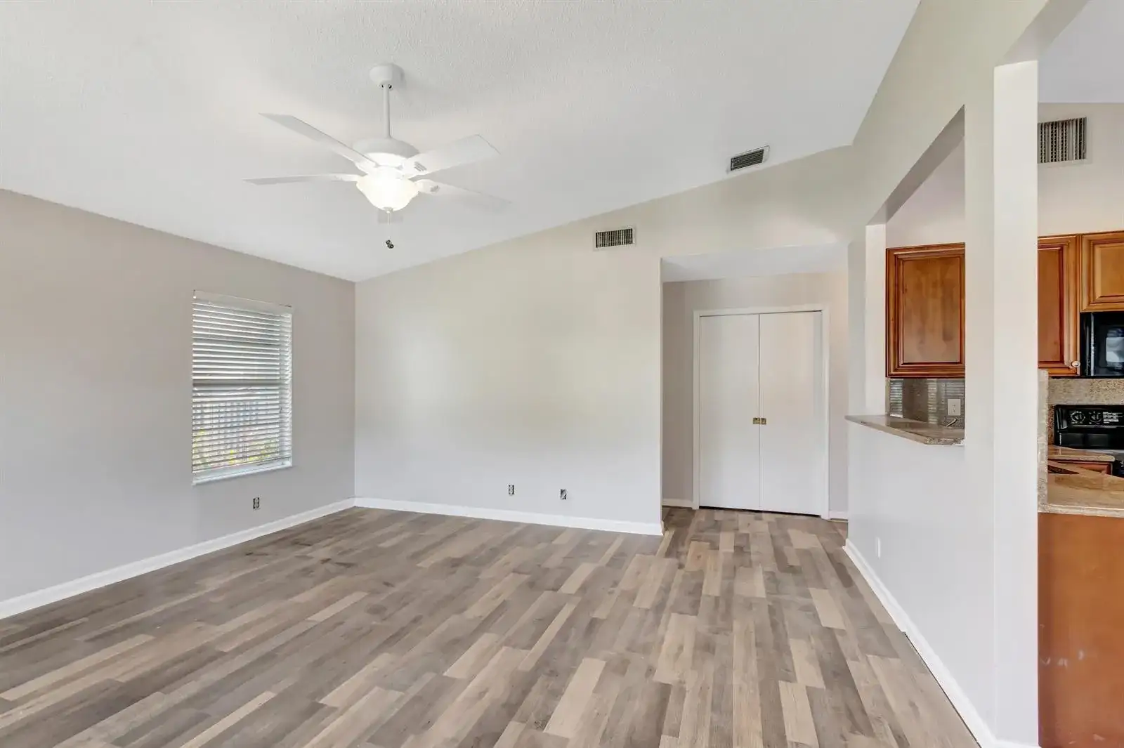 5048 BRIAN Boulevard, Boynton Beach FL 33472 photo 4