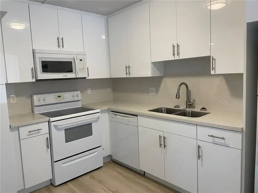 235 LAKEVIEW Drive # 102, Weston FL 33326 photo 5