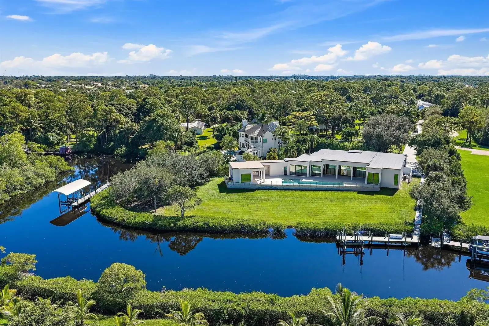 8309 SE RIVERS EDGE Street, Jupiter FL 33458