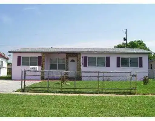 4787 TORTUGA Drive, West Palm Beach FL 33407