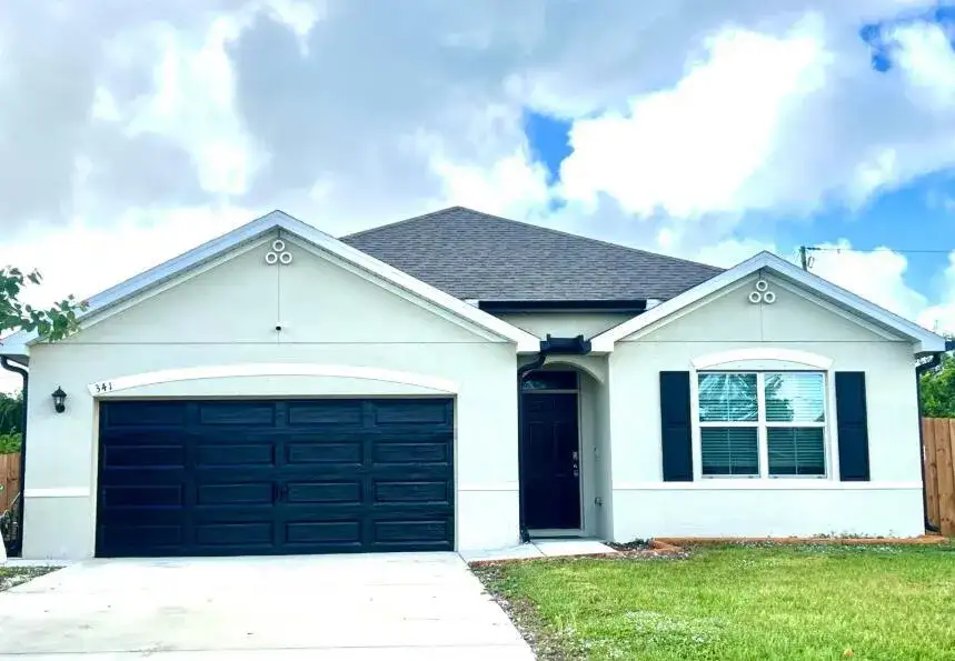 341 SW Ridgecrest Drive, Port St. Lucie FL 34953 photo 2