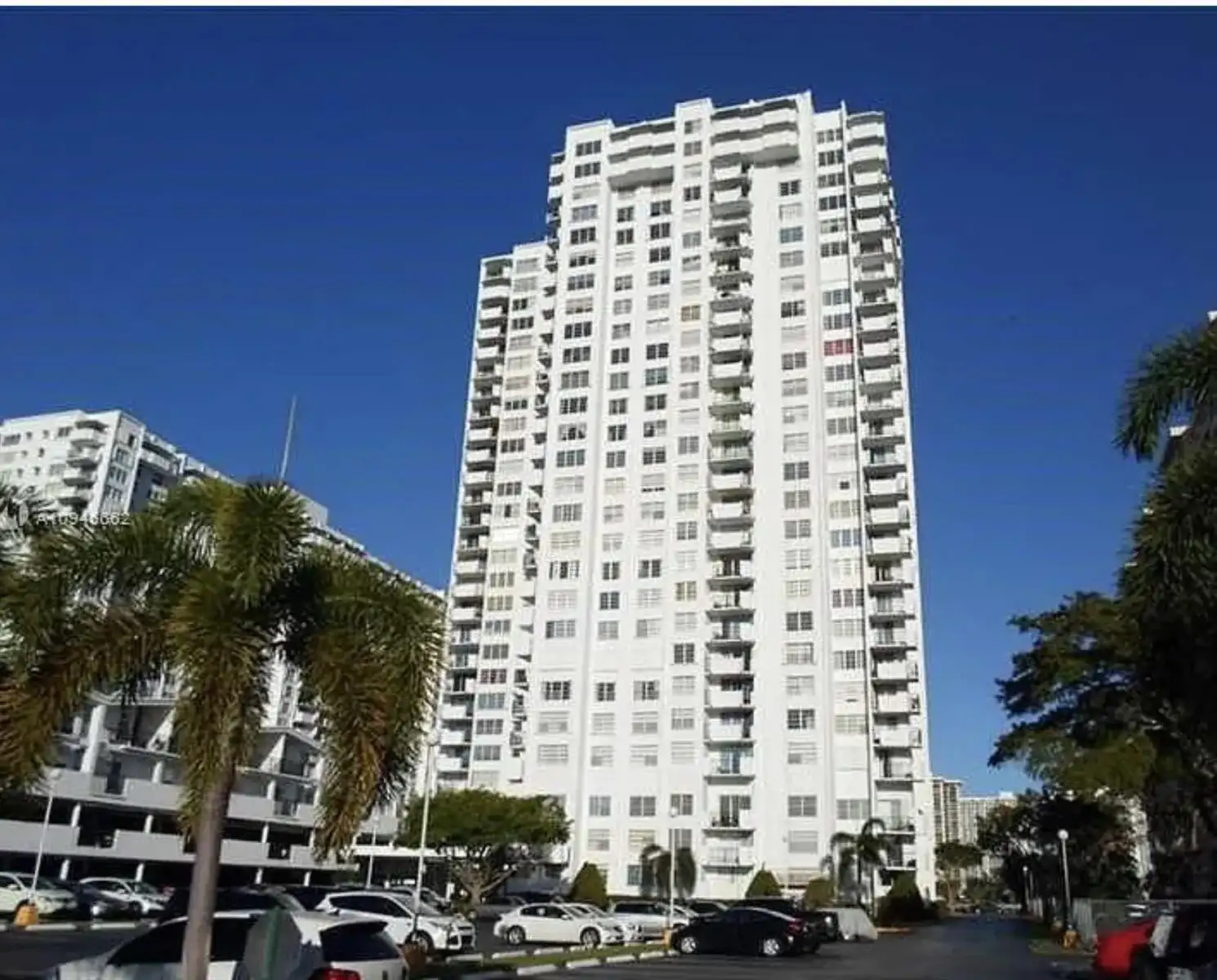 2780 NE 183RD Street # 112, Aventura FL 33160