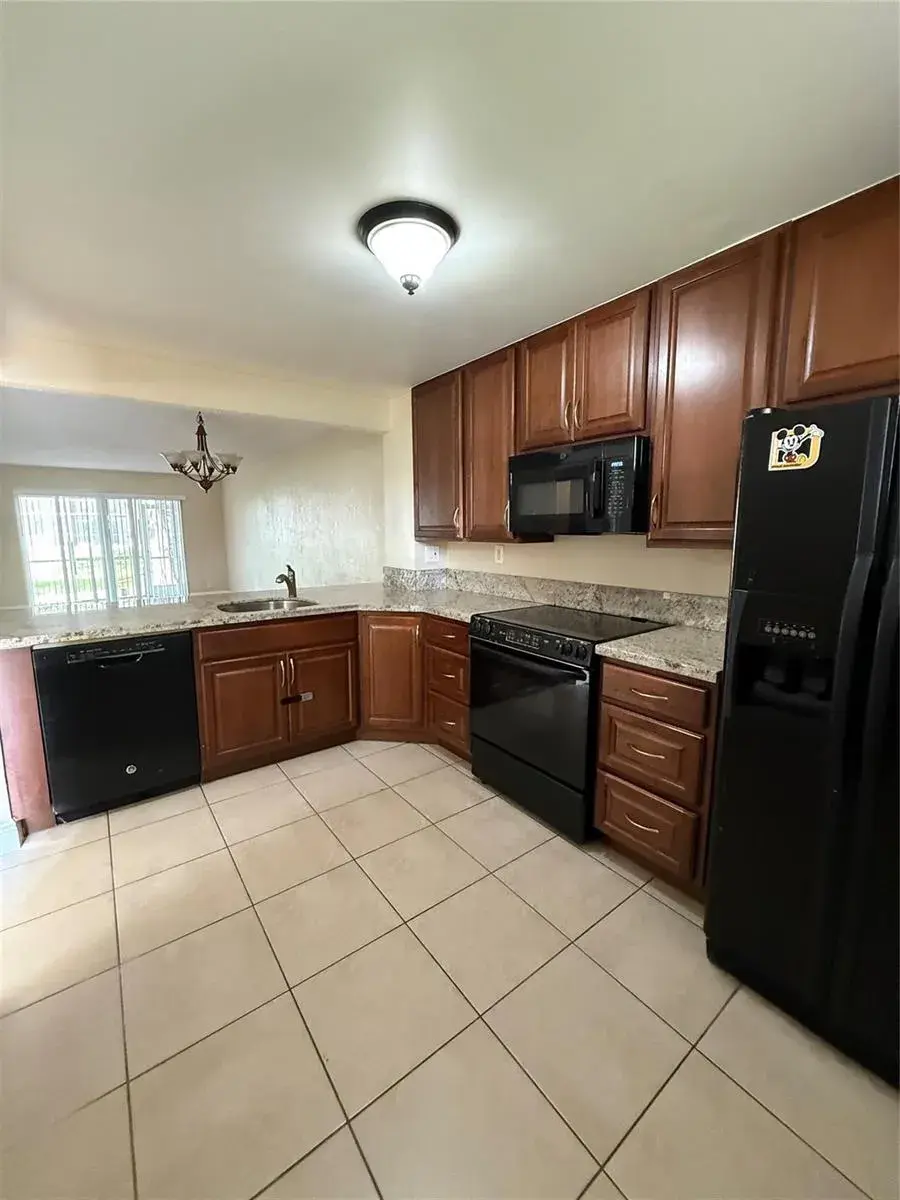 1200 NW 87th Avenue # 114, Coral Springs FL 33071