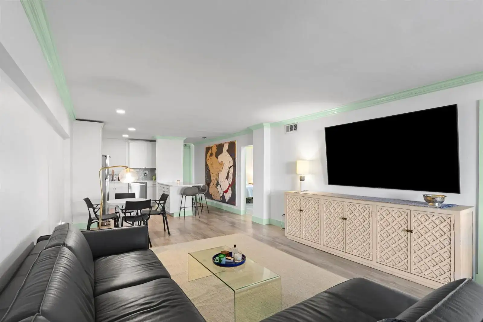 917 N FLAGLER Drive # 108, West Palm Beach FL 33401 photo 2