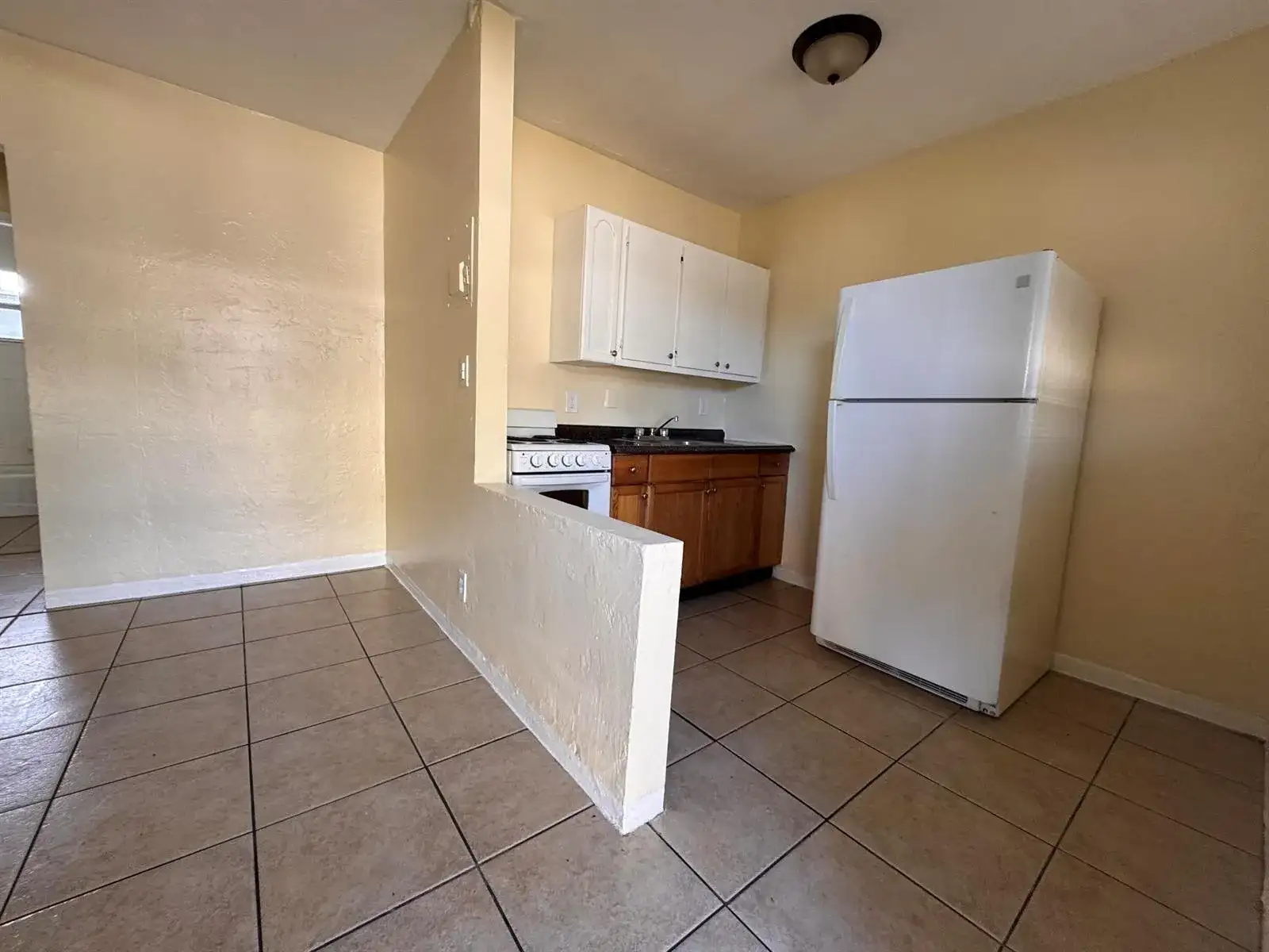 825 NW 10TH Terrace # 9, Fort Lauderdale FL 33311 photo 5