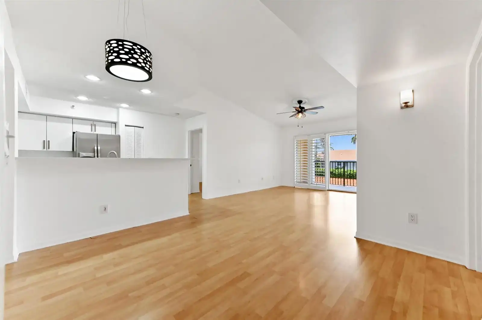 140 Yacht Club Way # 307, Hypoluxo FL 33462
