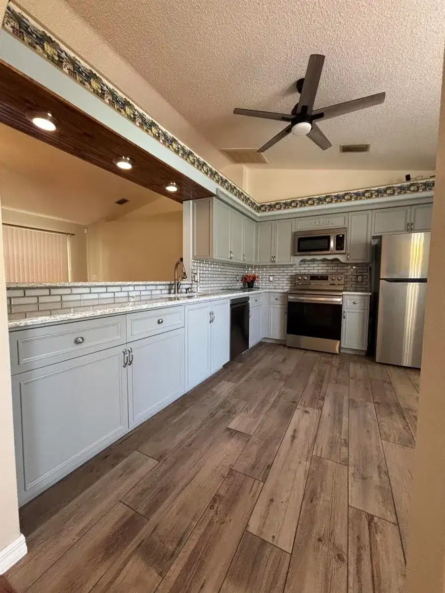 2274 SE LONGHORN Avenue, Port St. Lucie FL 34952 photo 4