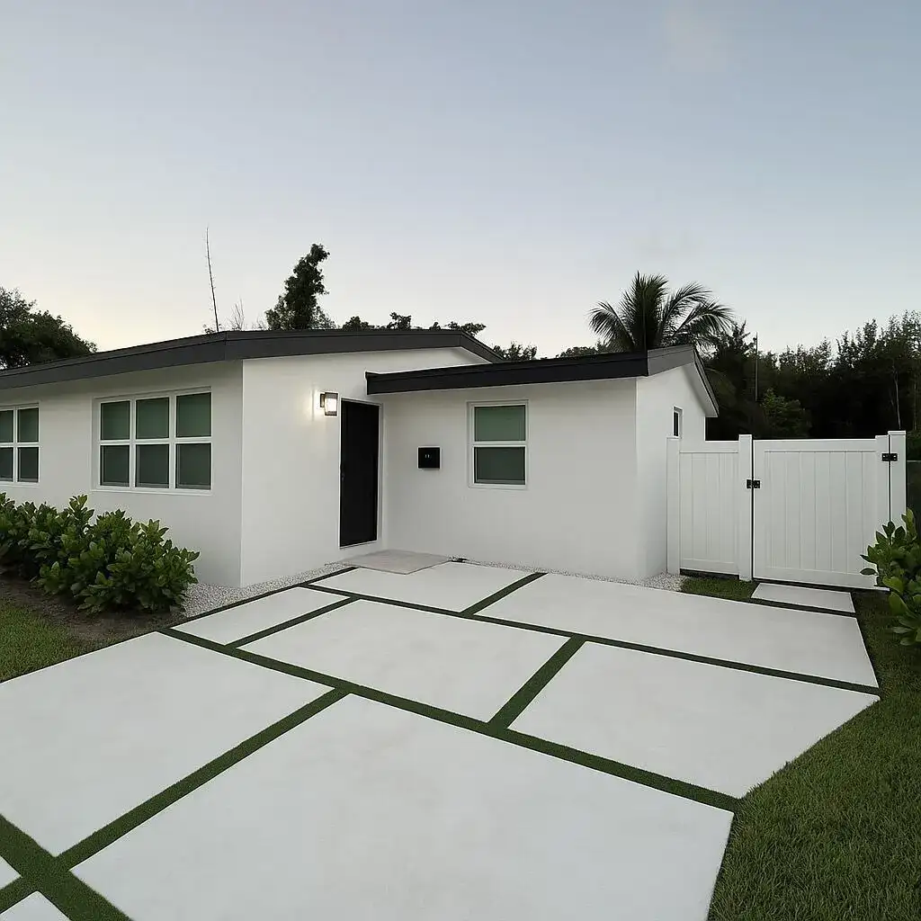 118 SW 7TH Street, Delray Beach FL 33444 photo 2