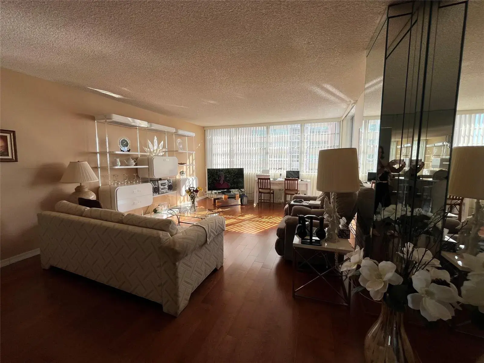 1400 S OCEAN Drive # 707, Hollywood FL 33019