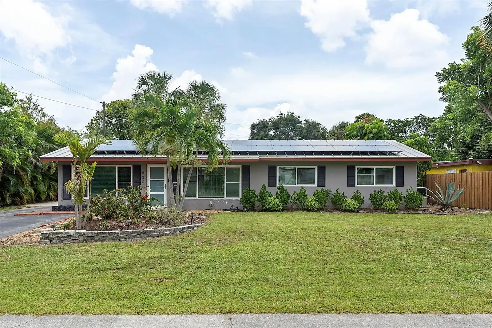 830 SW 1st Avenue, Pompano Beach FL 33060